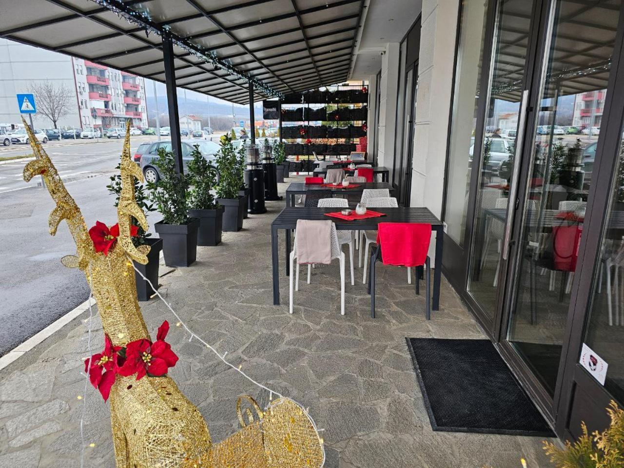 Hotel Aloha Ni Exteriör bild