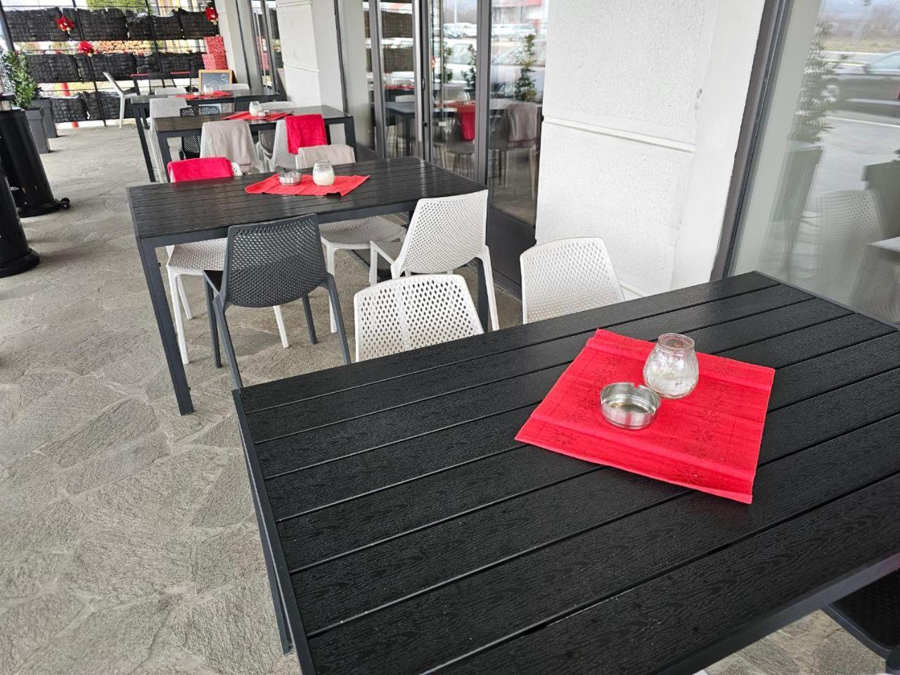 Hotel Aloha Ni Exteriör bild